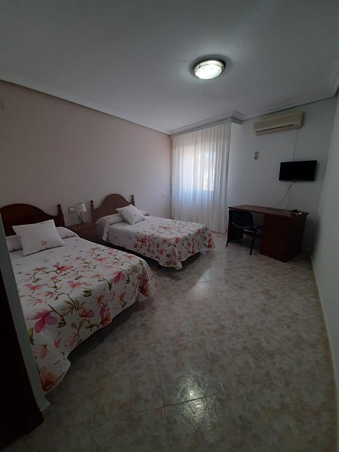 Hostal Restaurante El Abad Abadía Extérieur photo
