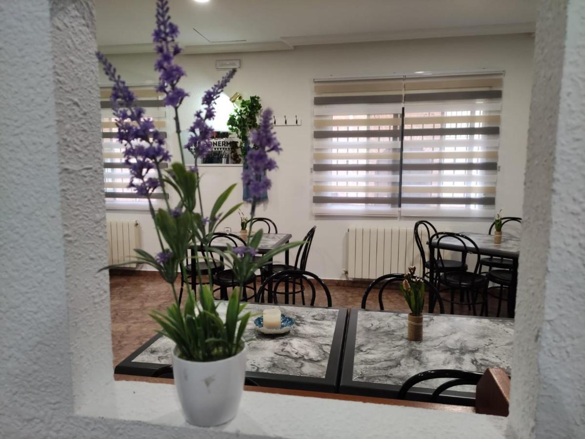 Hostal Restaurante El Abad Abadía Extérieur photo