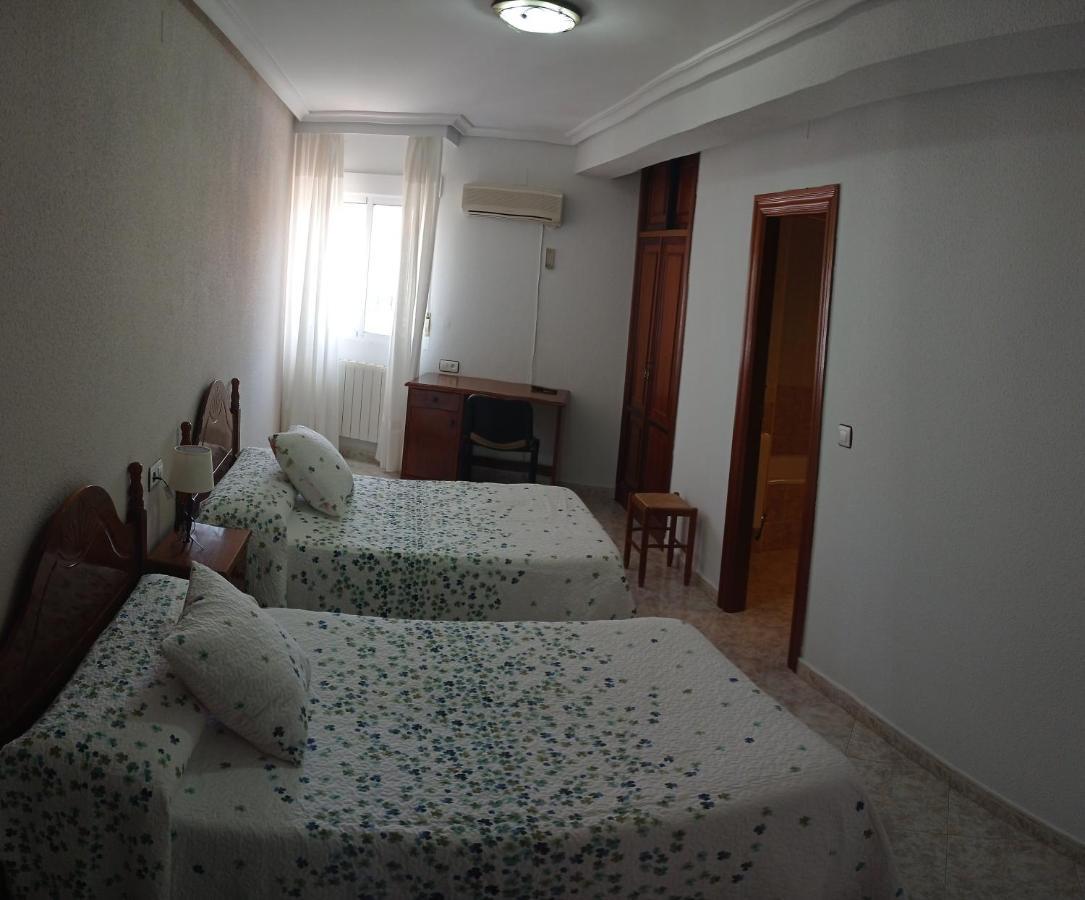 Hostal Restaurante El Abad Abadía Extérieur photo